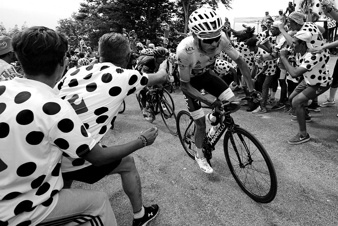 Tour de France 2017 black and white