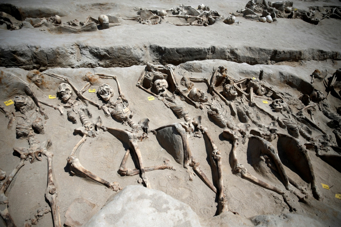 Ancient Greece mass grave Ancient Greece mass grave