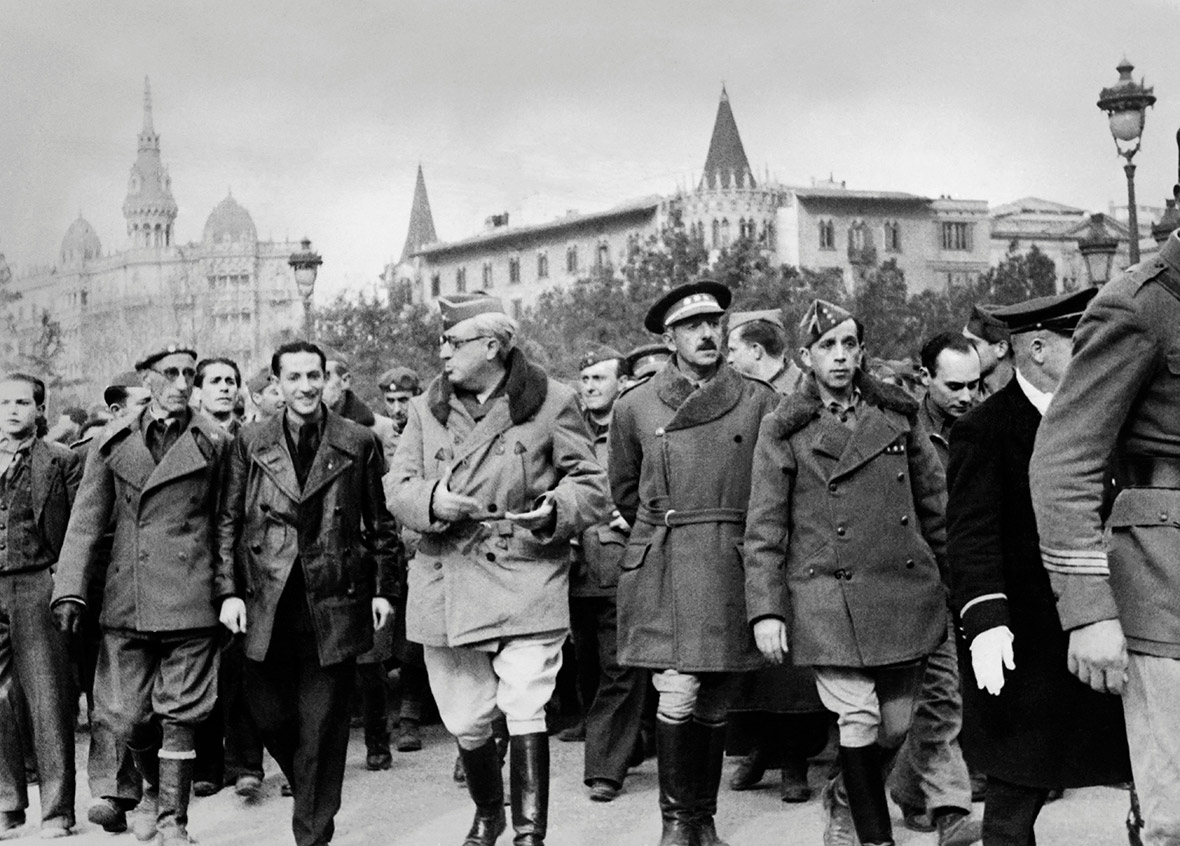 spanish-civil-war-50-powerful-photos-of-the-horrific-conflict