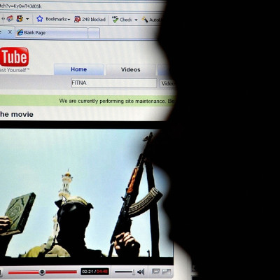 YouTube combats extremist content
