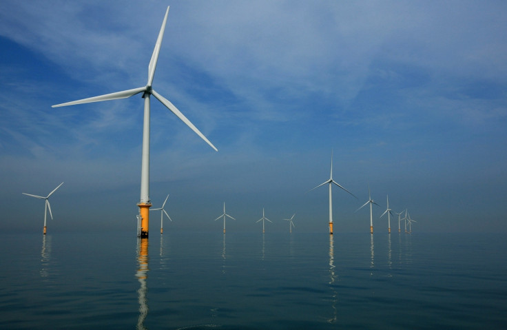 world's first floating offshore wind farm Hywind