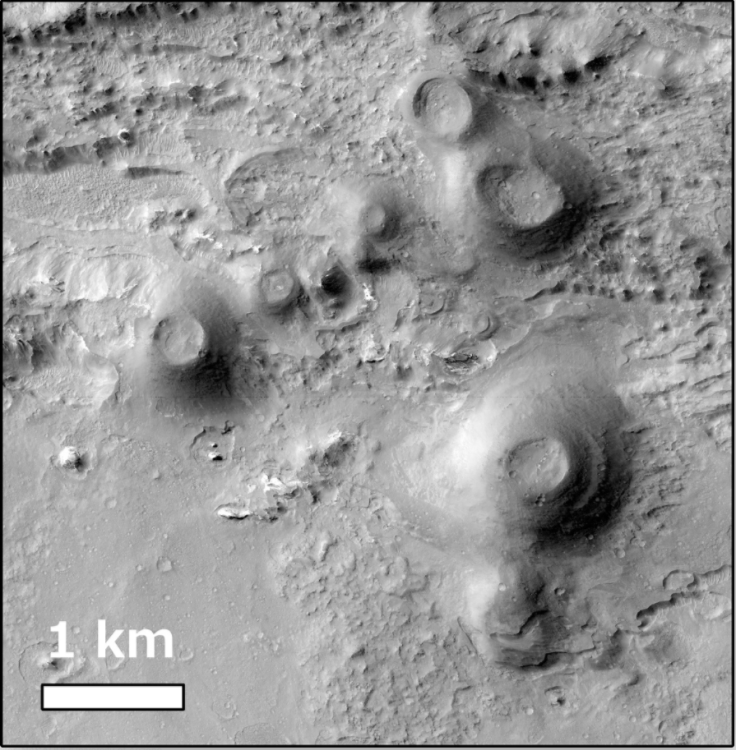 Mars volcanoes