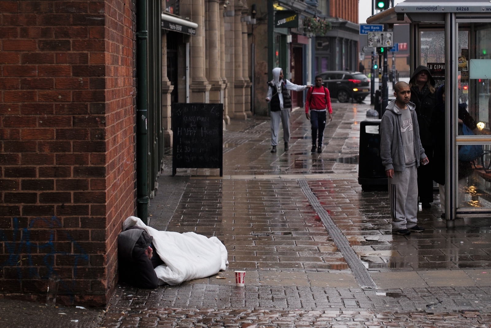 Manchester uni students want halls to shelter homeless people over