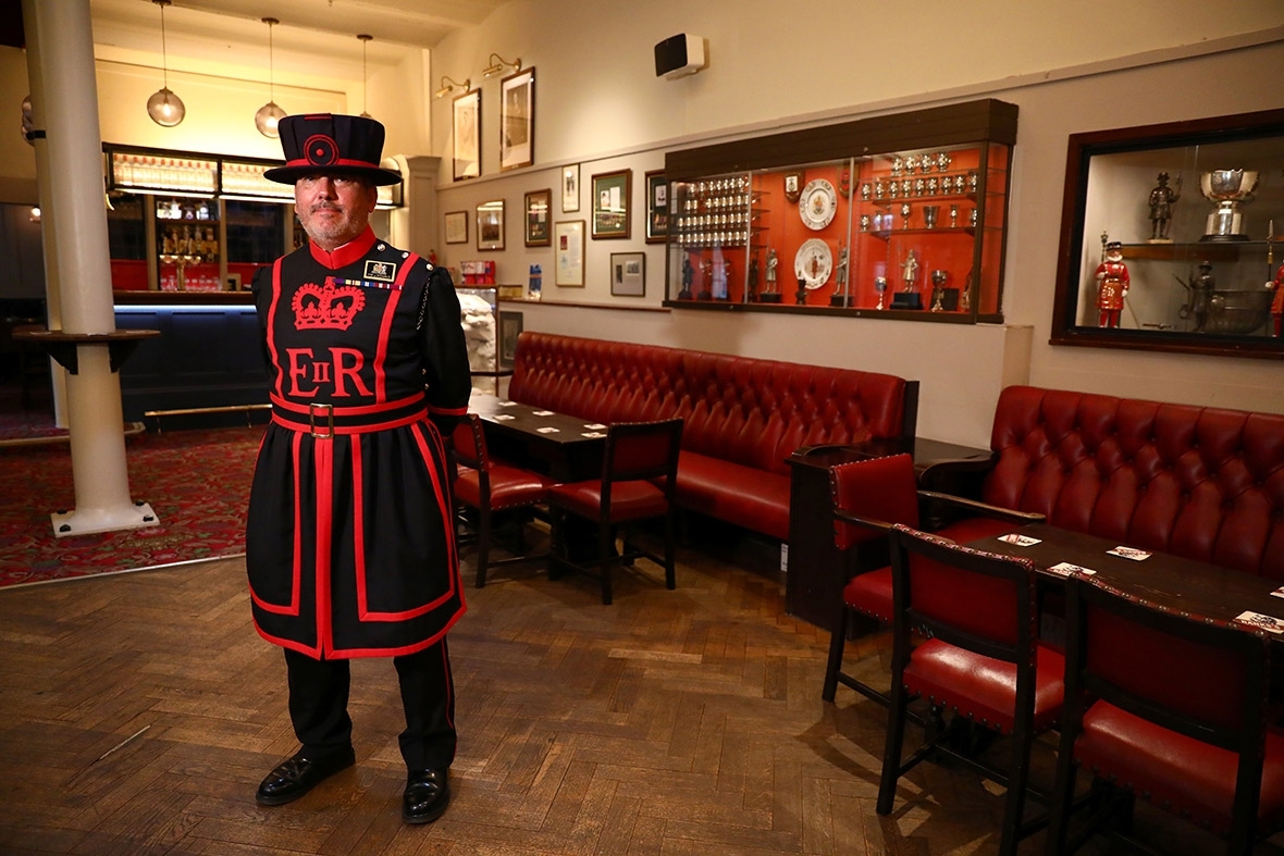 Yeoman Warders Club Tower London Beefeaters