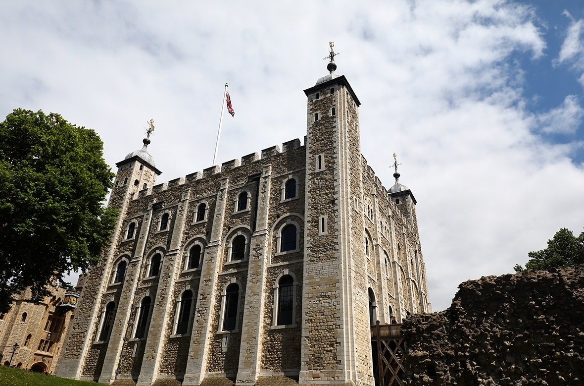 Yeoman Warders Club Tower London Beefeaters