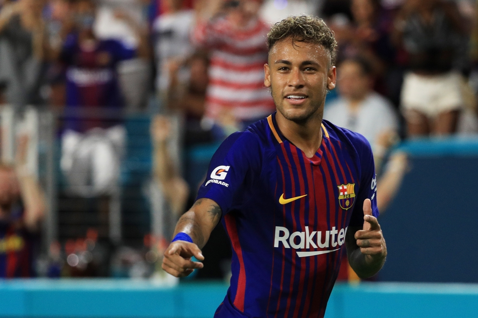 psg-officially-confirm-world-record-222m-signing-of-neymar-from-barcelona