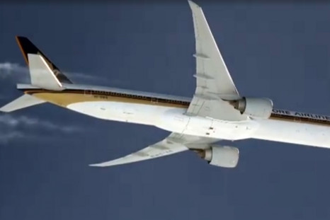 Viral video claims AirDrop to Singapore Airlines