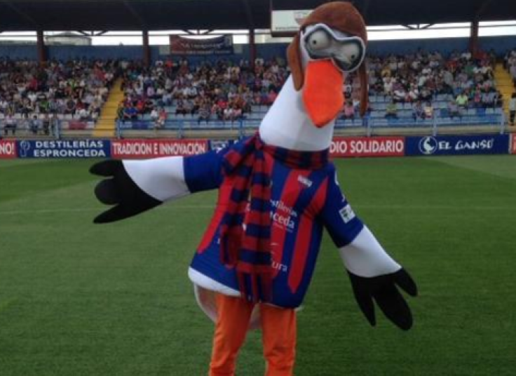 Valentino football mascot Extremadura