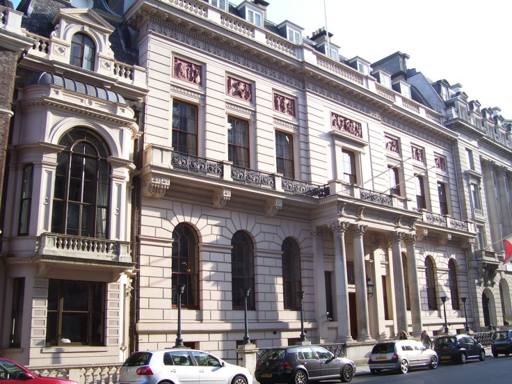 he Oxford and Cambridge Club in Pall Mall 