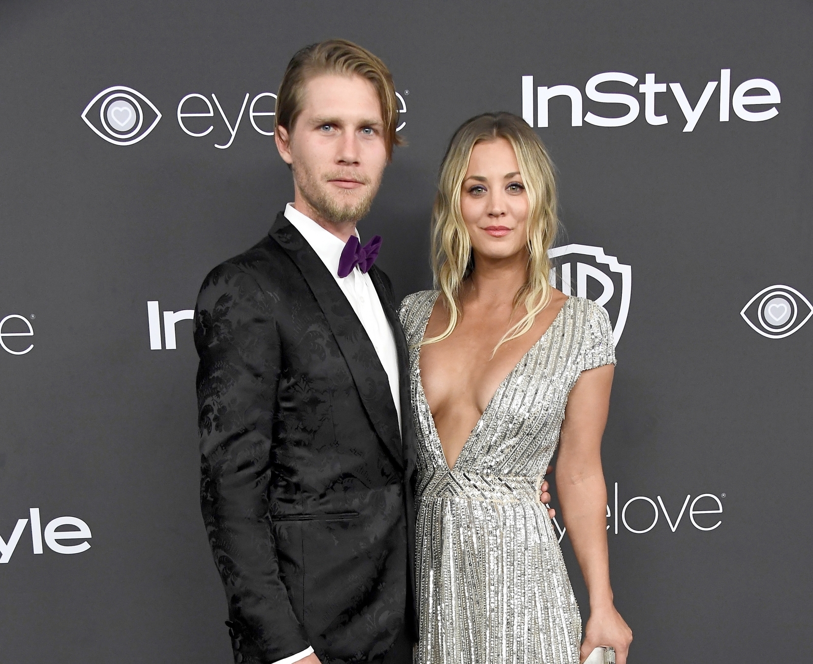 Kaley Cuoco just got engaged and her ring is AMAZE Kaley Cuoco just got engaged and her ring is AMAZE