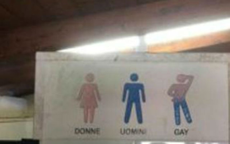 GAY TOILET ITALY