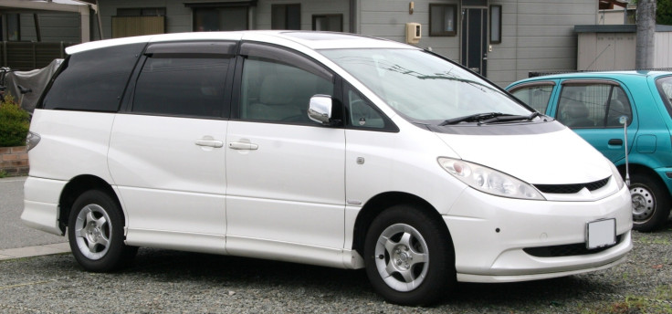 Toyota Estima hacker