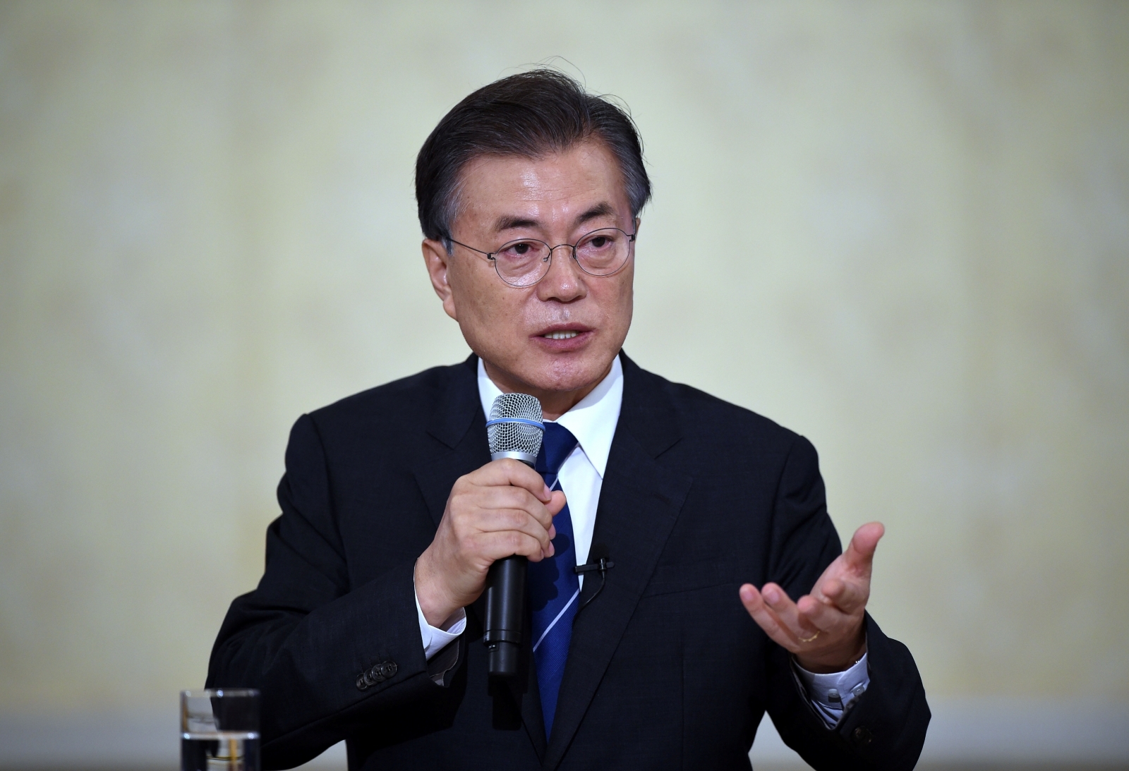 South Korea president warns Kim Jongun that nuclear ICBM would be