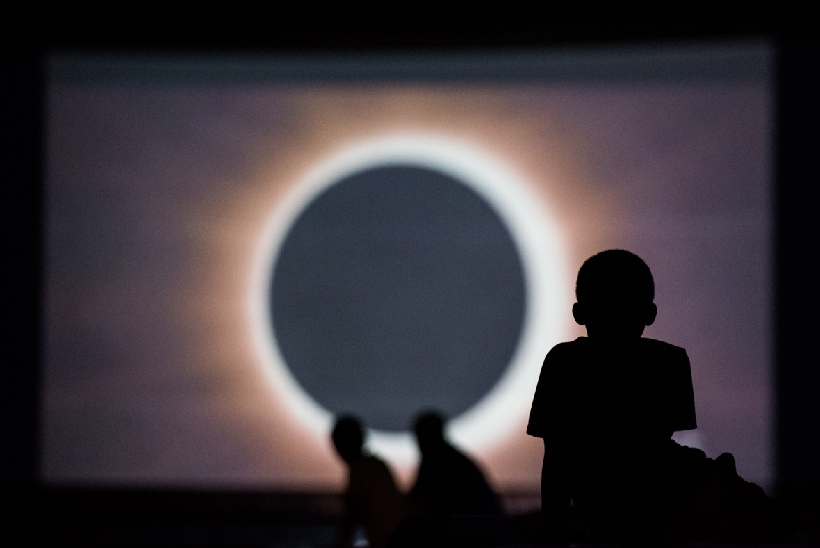 How To Make A Pinhole Camera Projector To Safely Watch The Solar Eclipse IBTimes UK