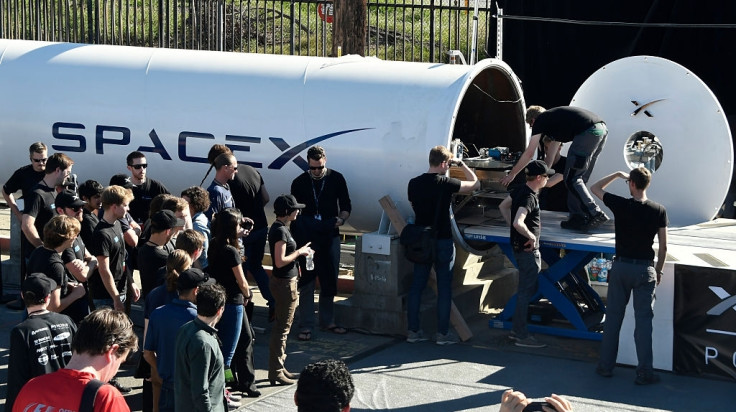 spacex hyperloop pod competition 