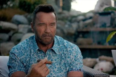 Arnold Schwarzenegger Killing Gunther