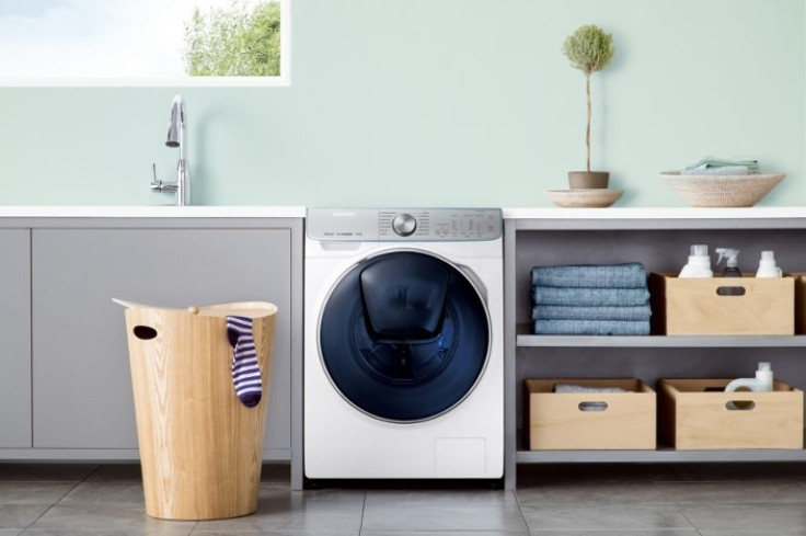 Samsung WW8800M washing machine with AI