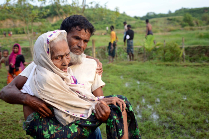  More Than 18,500 Rohingyas Flee Myanmar In 5 Days As Unrest Rages