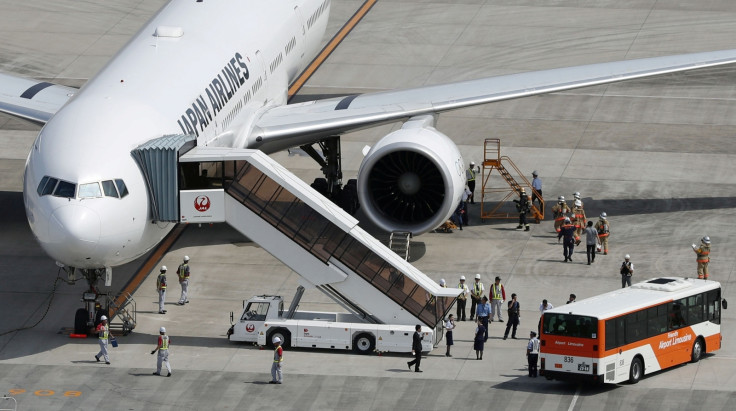 Japan Airlines emergency landing