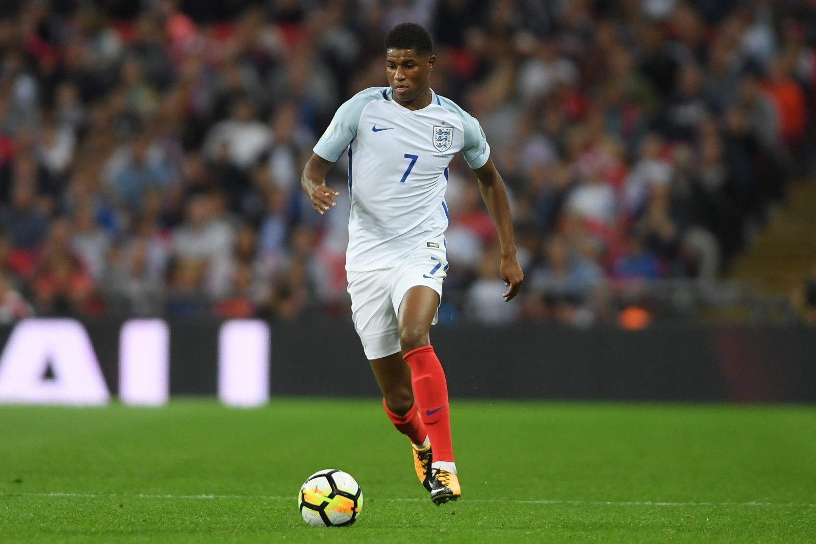 Marcus Rashford braced to fill Wayne Rooney void - but ...