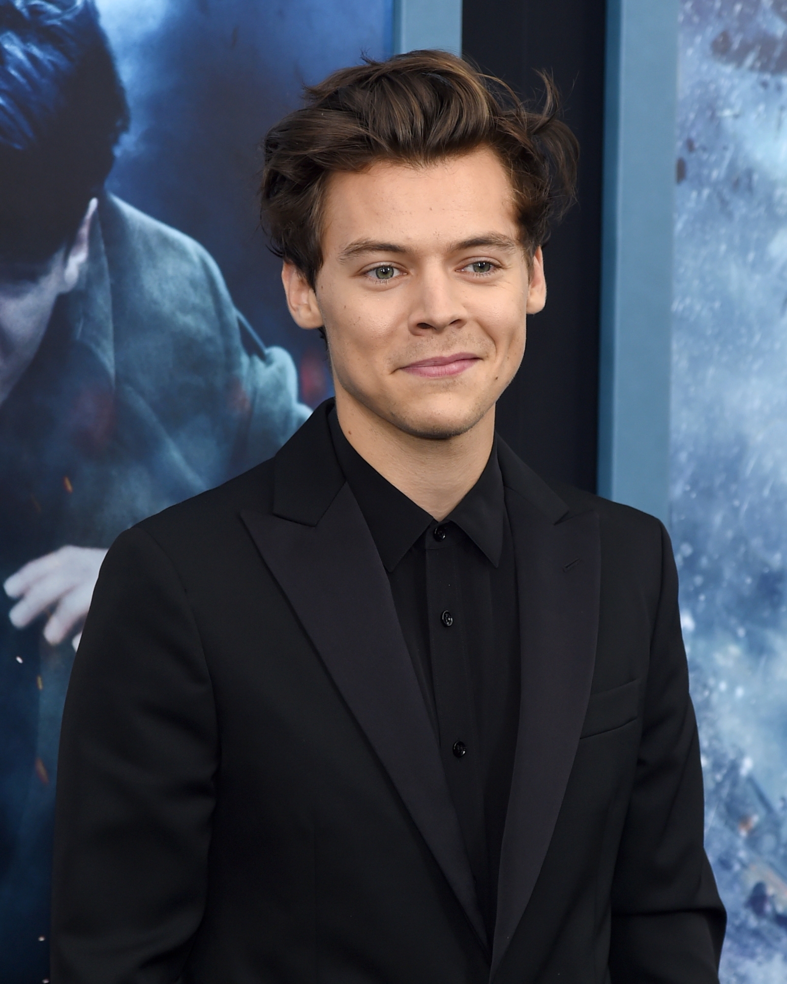 'So cute' - Harry Styles takes model girlfriend Camille ...