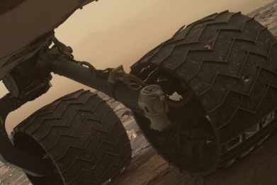 NASA Curiosity damage
