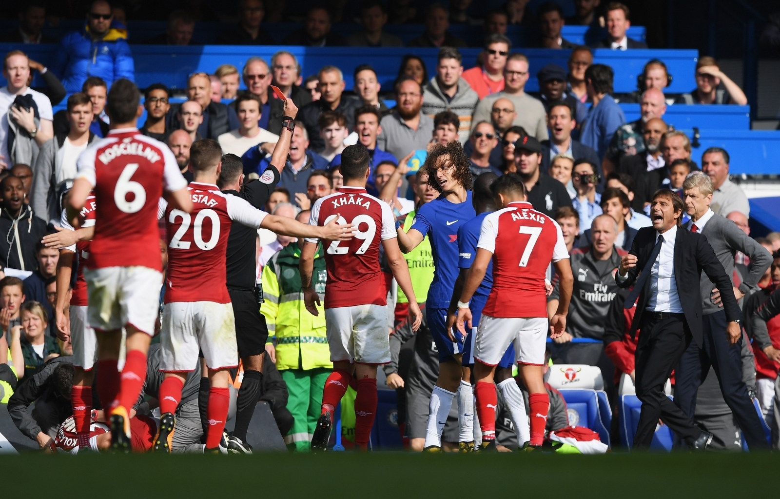 David Luiz sent off as spirited Arsenal hold champions Chelsea