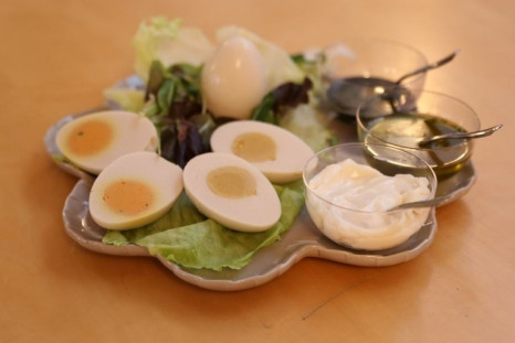 Vegan hard-boiled egg