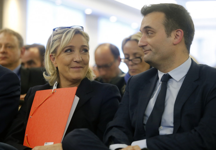 National Front leader Marine Le Pen (l) and her former right-hand man Florian Philippot at a conference last year (2016)