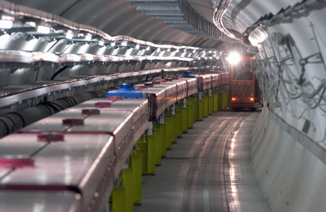 3. U.S. Team Set to Recreate CERN Experiment Which Found 'Faster-Than-Light' Particles 3. U.S. Team Set to Recreate CERN Experiment Which Found 'Faster-Than-Light' Particles