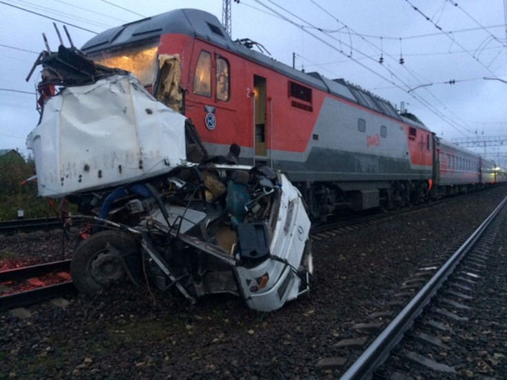 Russia bus-train crash