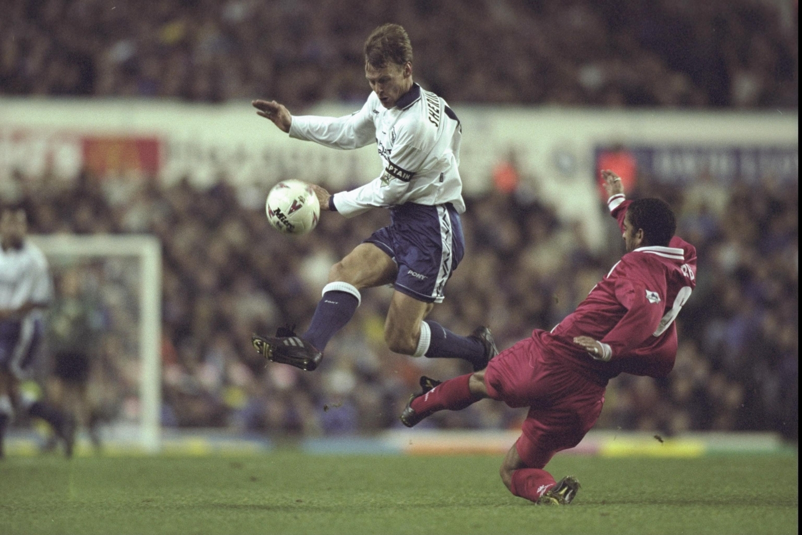 Teddy Sheringham wanted to join Liverpool from Tottenham claims Roy ...