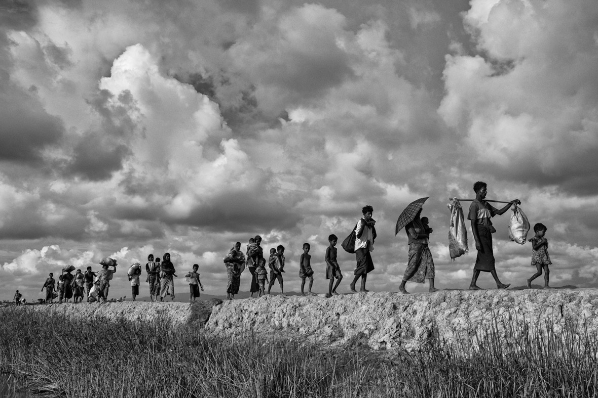 Haunting black and white photos of Rohingya refugees that the whole ...