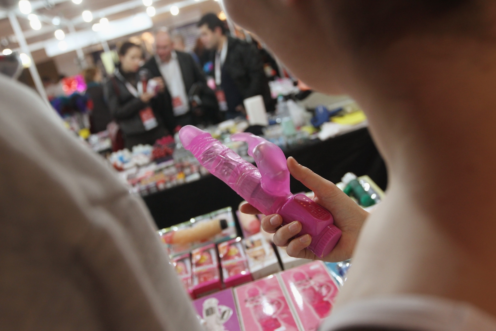 Dildo and vibrator heist from erotic trade show said to be