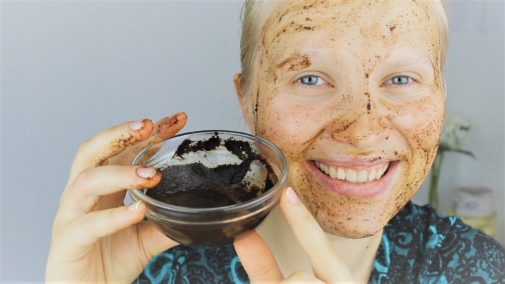 Coffee grain face scrub