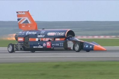 Bloodhound Supersonic Car Aiming to Break 1000mph Passes First Test Run