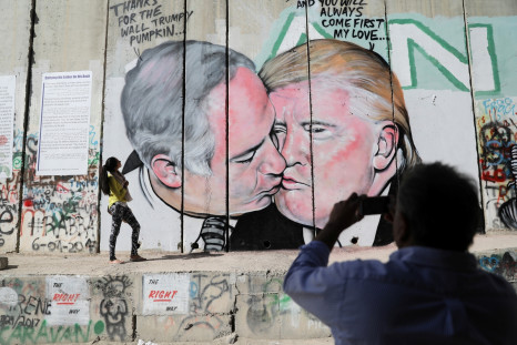 Donald Trump and Benjamin Netanyahu mural