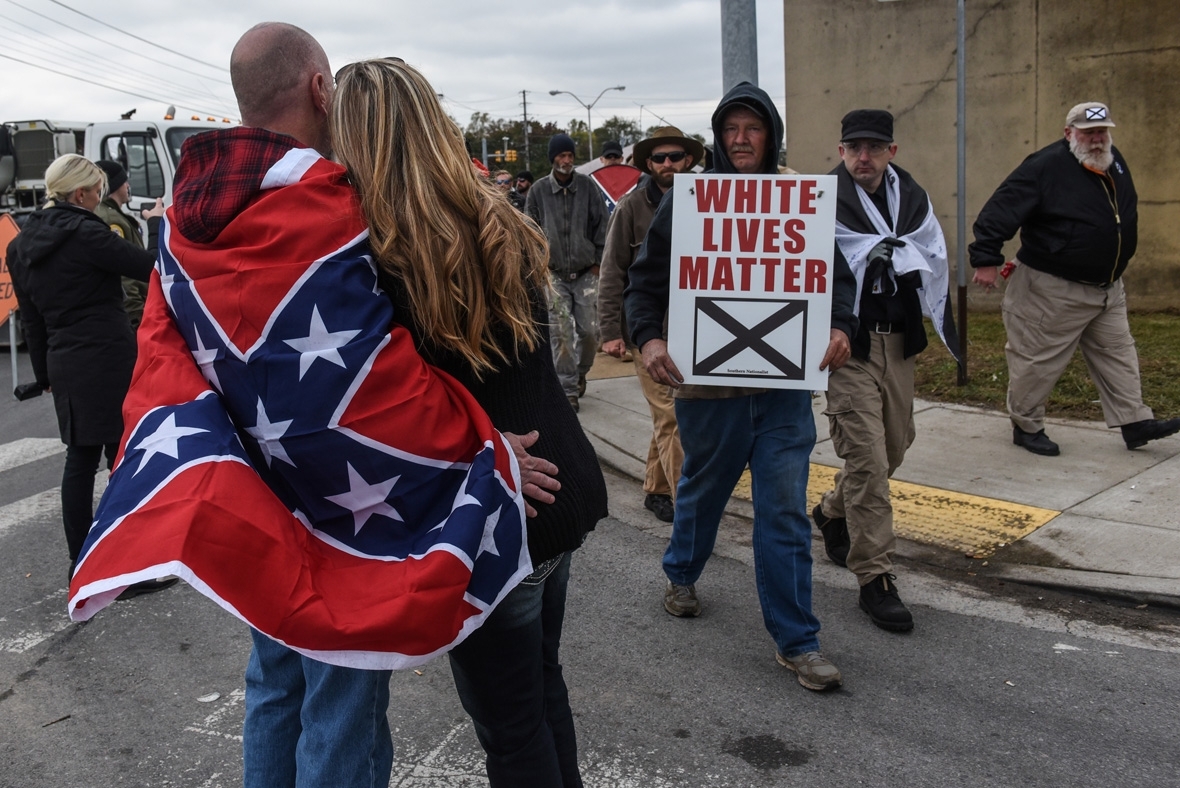 Whites live matter. Вайт Ливс Мэттер. White Life matter. White Lives matter протесты. Белая Америка.