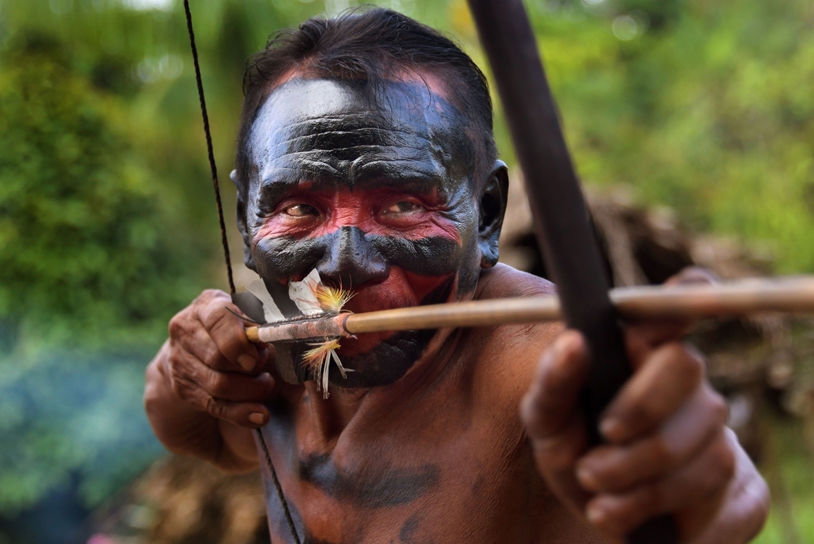 Beautiful photos of isolated tribe in remote Amazon rainforest, with