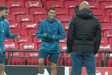 Cristiano Ronaldo Nutmegs Real Madrid Teammate In Training 