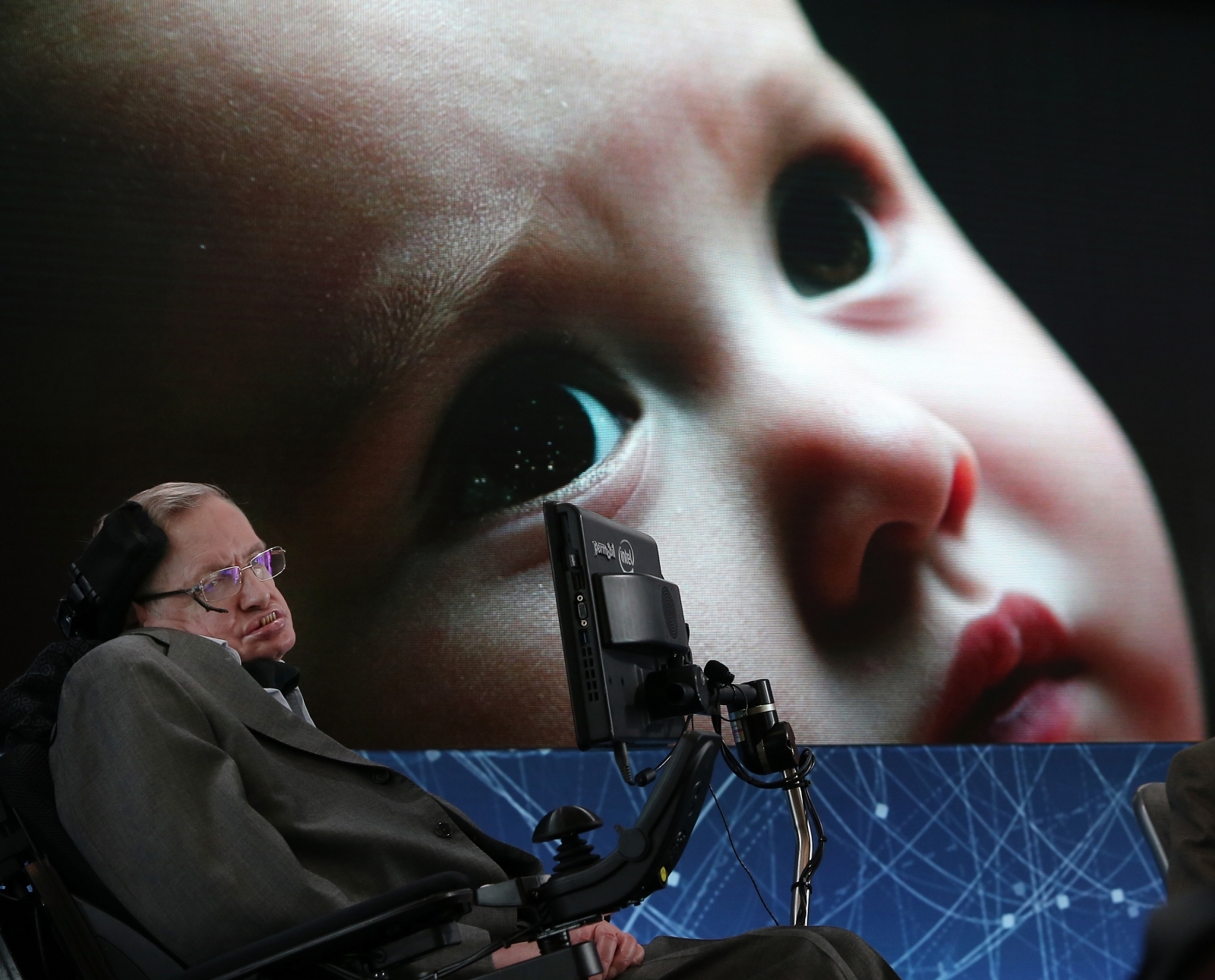 Stephen Hawking Warns AI Could 'replace Humans Altogether' And Create A ...