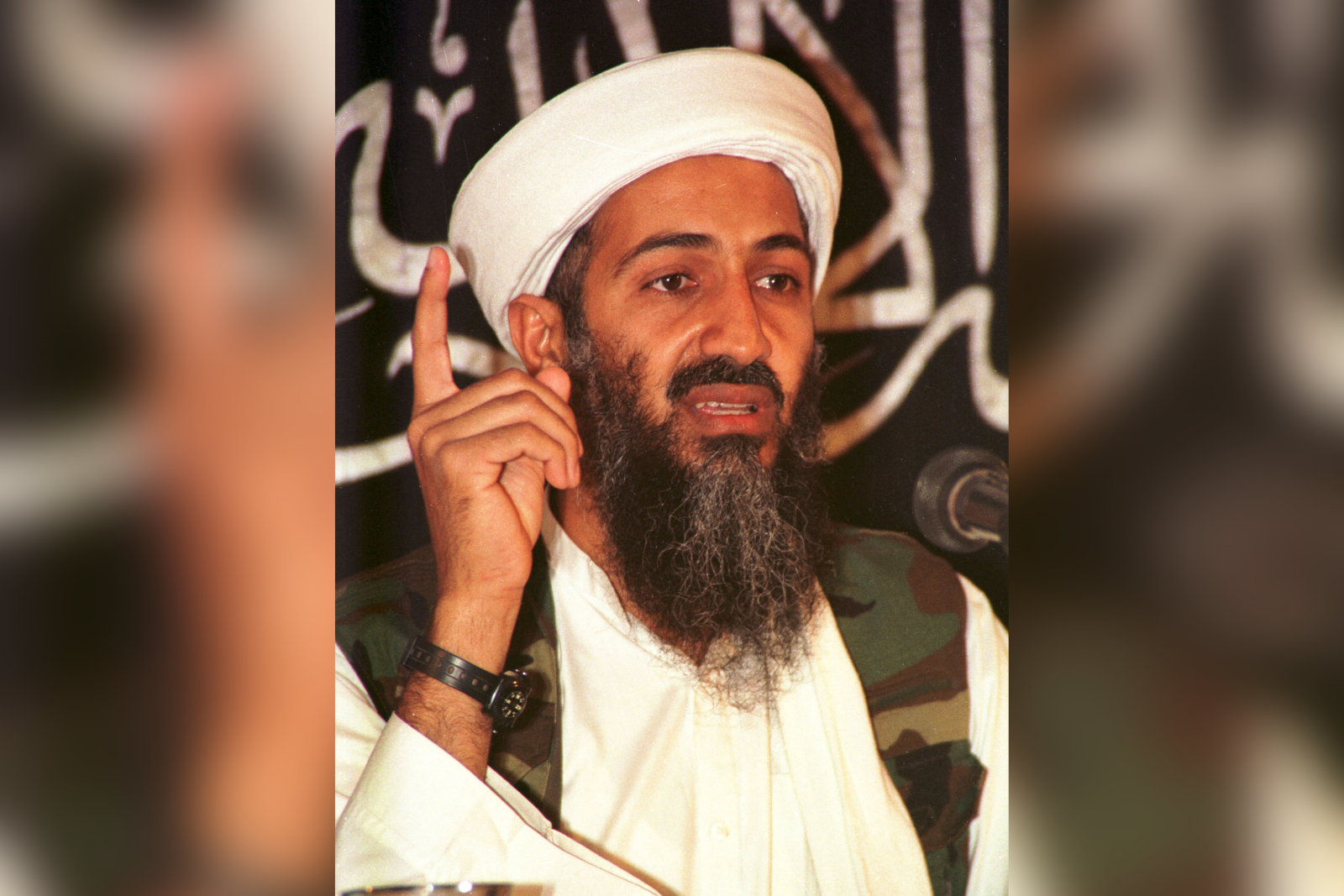 Osama bin laden. Бен Ладен. Усама. Усама Бен Ладен террорист. Мухаммад Бин Ладен.