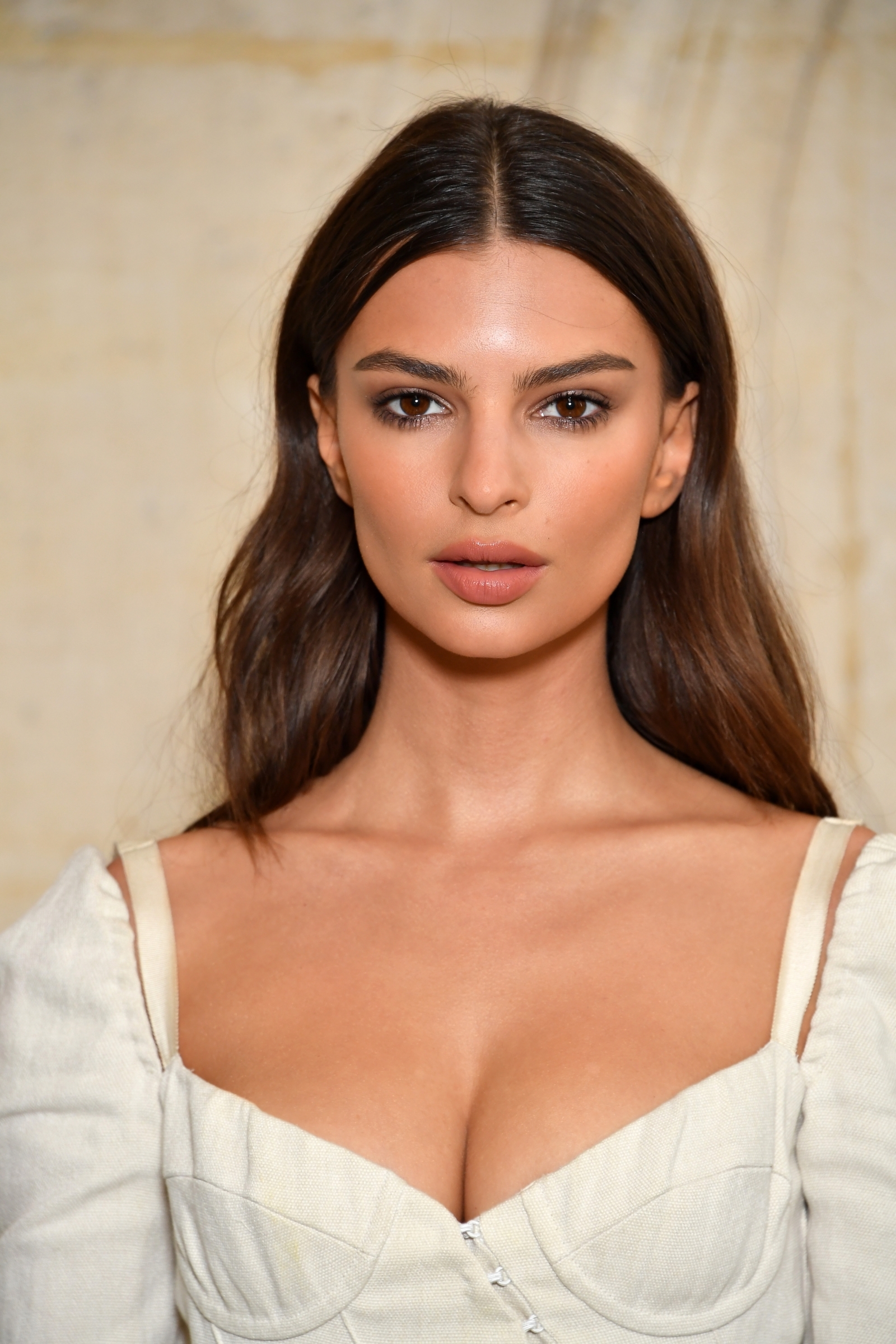 Emily Ratajkowski Leaves Little To The Imagination With