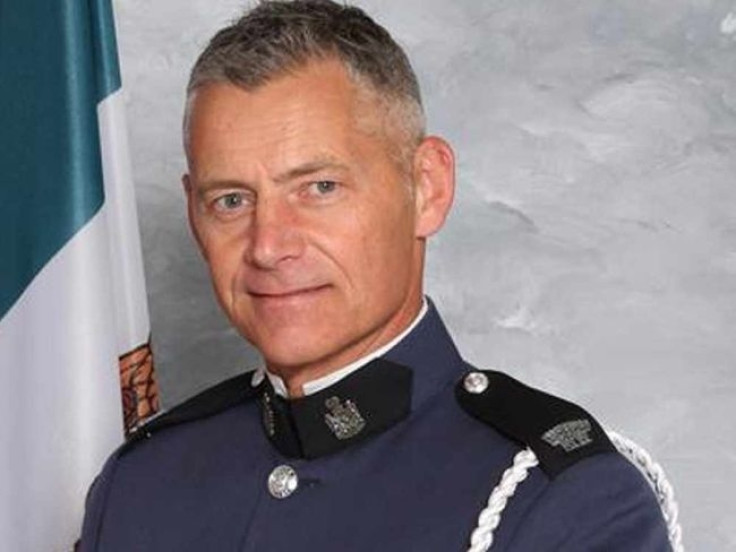 John Davidson, a British police officer serving in Canada has been hailed “a hero” after he was shot and killed during a shootout in British Columbia