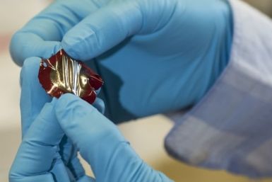Material that generates electricity