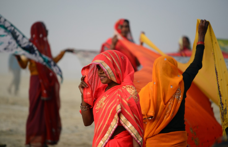 Indian sari women