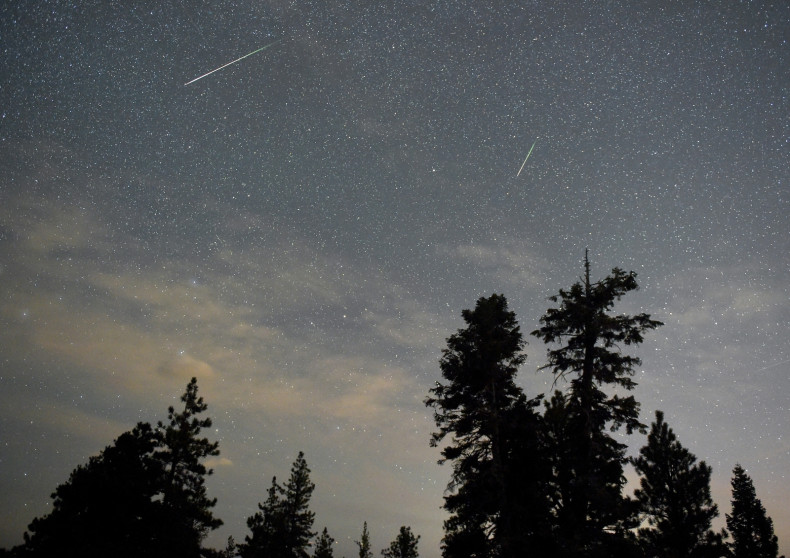 Artificial meteor showers