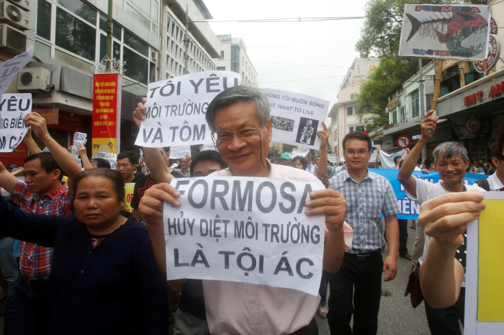 protest Vietnam chemical spill