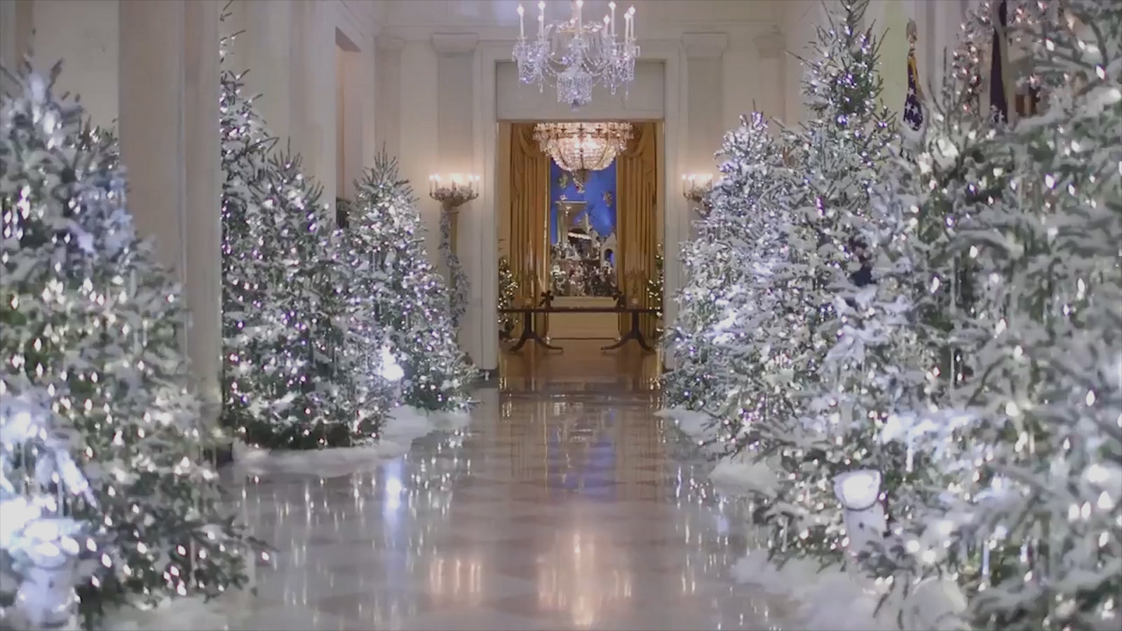 Liberal Media Screams In Horror Over White House Christmas Decorations ...
