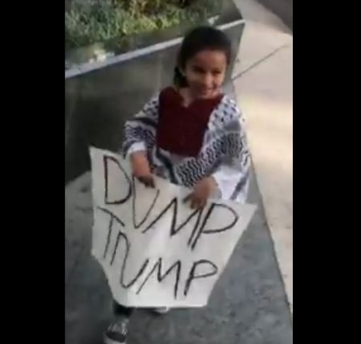 "Dump Trump" placard 